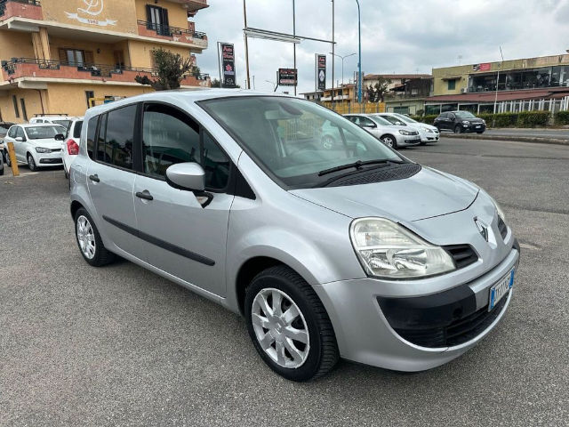 zakupione-samochody-renault-modus